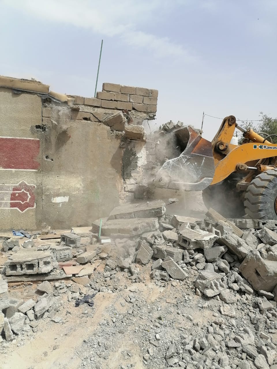 البرلمان العراقي ينصح الحكومة بردع المتجاوزين على الأملاك العامة: العشوائيات أحد أسباب فقدان الكهرباء