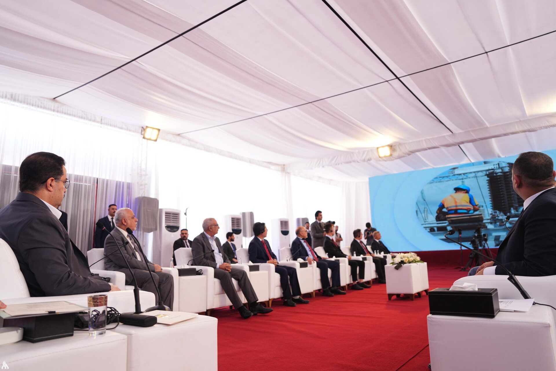 السوداني: الوصول لتفاهمات نهائية لتنفيذ مشروع إنتاج 10 آلاف ميغاواط من الكهرباء