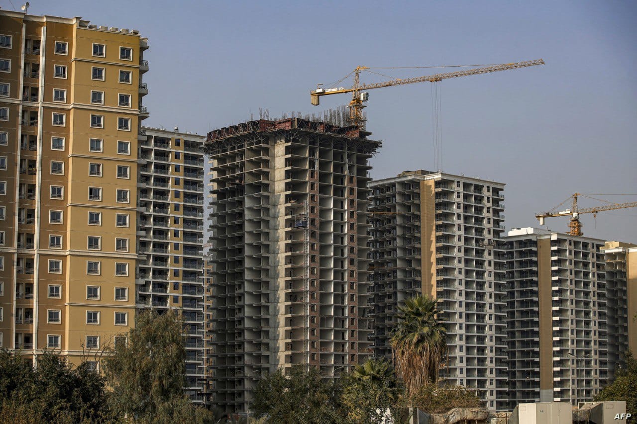 خبير عقاري يحدد لـ”إنماز نيوز” 8 عوامل سلبية في المجمعات الاستثمارية السكنية